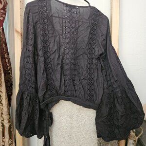 American eagle long bell sleeve top